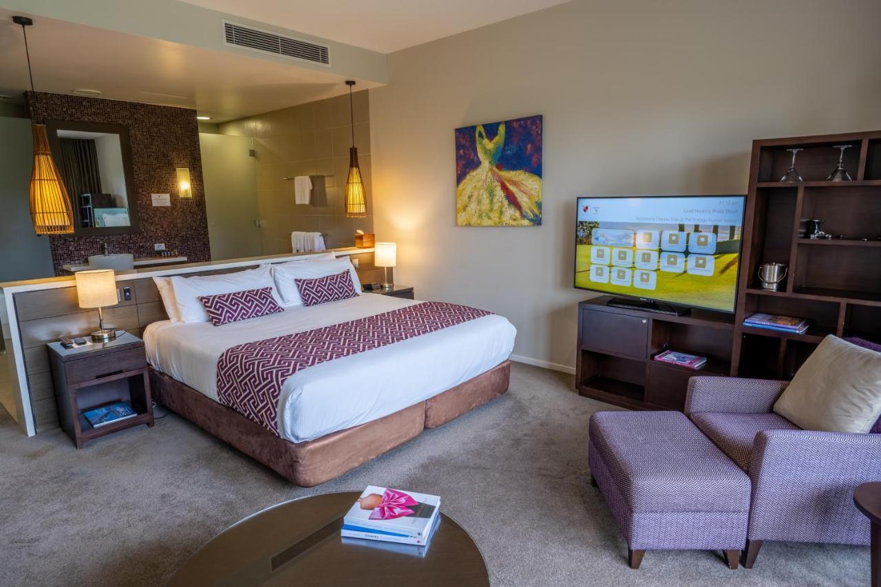 샤토 엘란 앳 더 빈티지 포콜빈 외부 사진 A room at the hotel