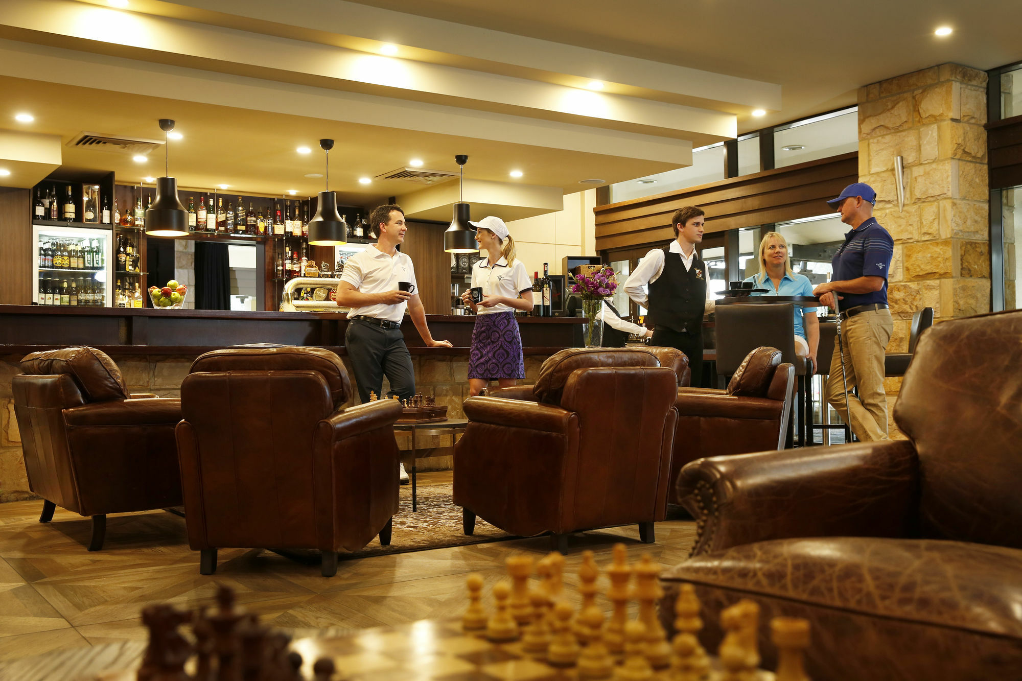 샤토 엘란 앳 더 빈티지 포콜빈 외부 사진 Club lounge at the airport