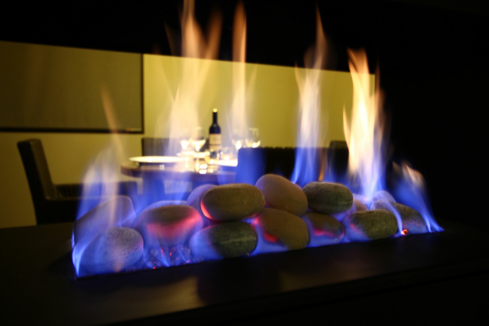 샤토 엘란 앳 더 빈티지 포콜빈 외부 사진 A bioethanol fireplace